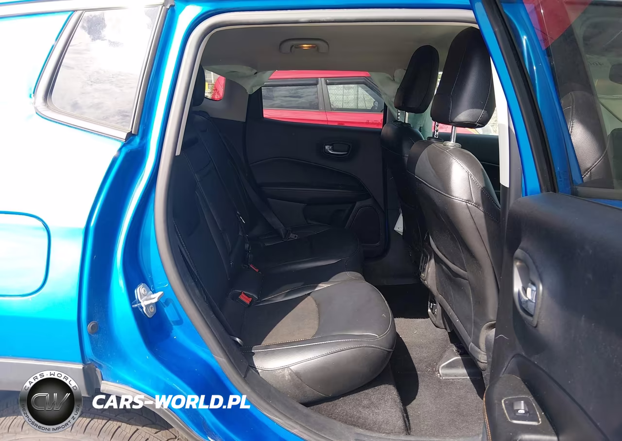 2019 Jeep Compass Latitude 4X4 VIN:3C4NJDBB2KT656120 - 8
