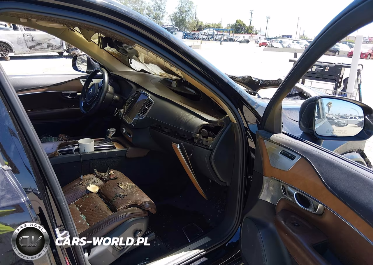 2018 Volvo Xc90 T6 Inscription VIN:YV4A22PL2J1205581 - 5