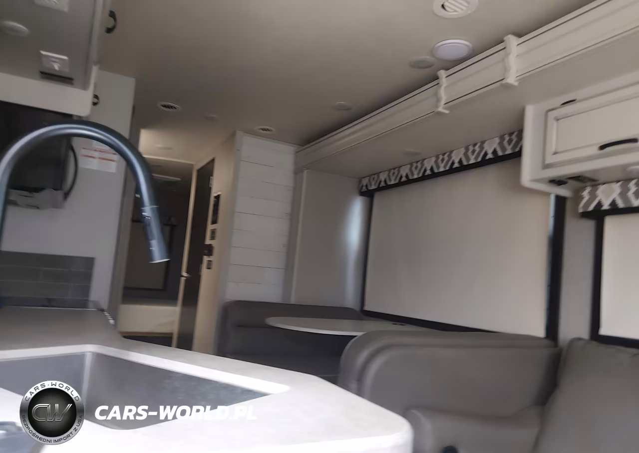 2019 Ford F53 VIN:1F65F5DY0K0A17582 - 8