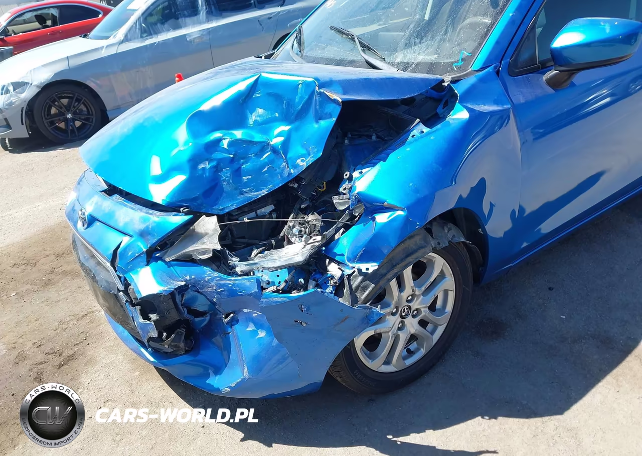 2018 Toyota Yaris Ia VIN:3MYDLBYV3JY302735 - 12