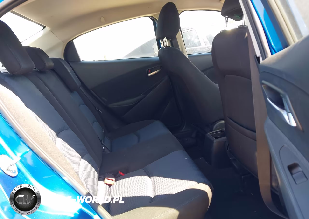2018 Toyota Yaris Ia VIN:3MYDLBYV3JY302735 - 8