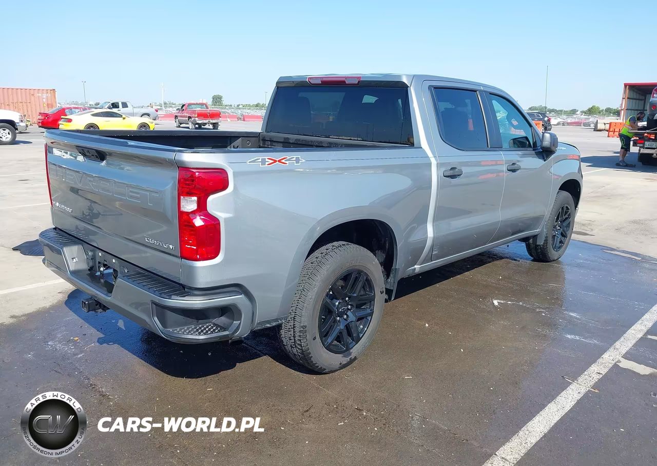 2023 Chevrolet Silverado 1500 4Wd Short Bed Custom VIN:1GCPDBEK2PZ181486 - 4