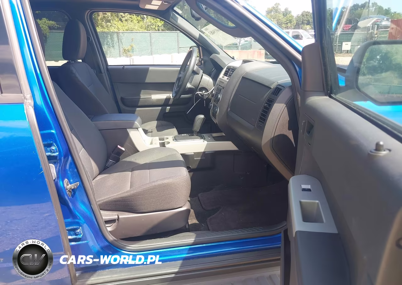 2012 Ford Escape Xlt VIN:1FMCU9D7XCKB88236 - 5