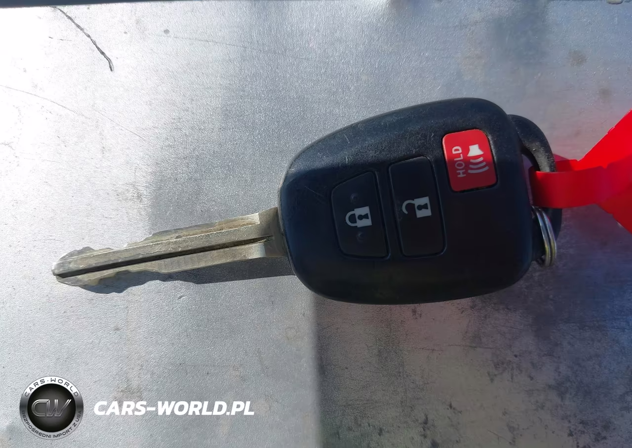 2014 Toyota Prius C One VIN:JTDKDTB30E1071562 - 11