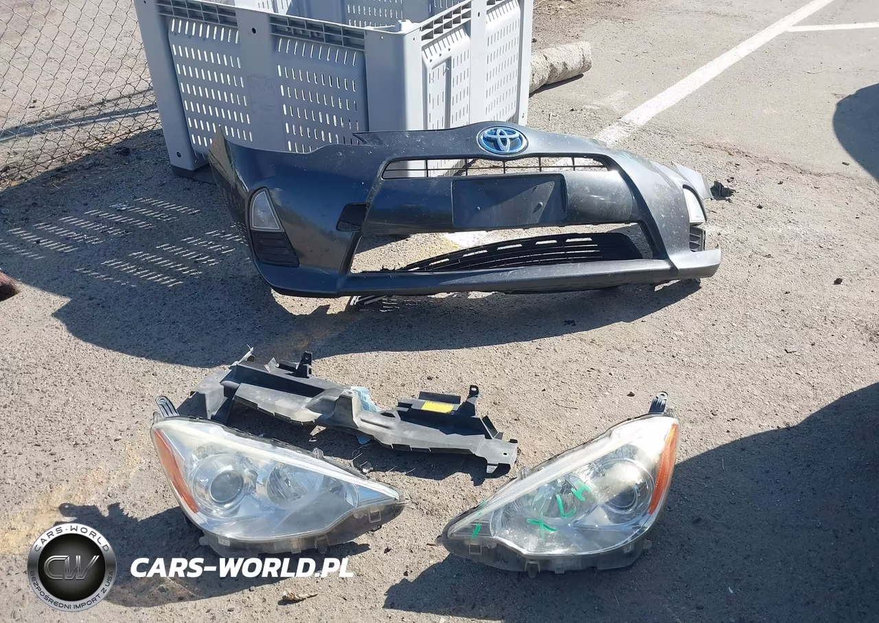 2014 Toyota Prius C One VIN:JTDKDTB30E1071562 - 12