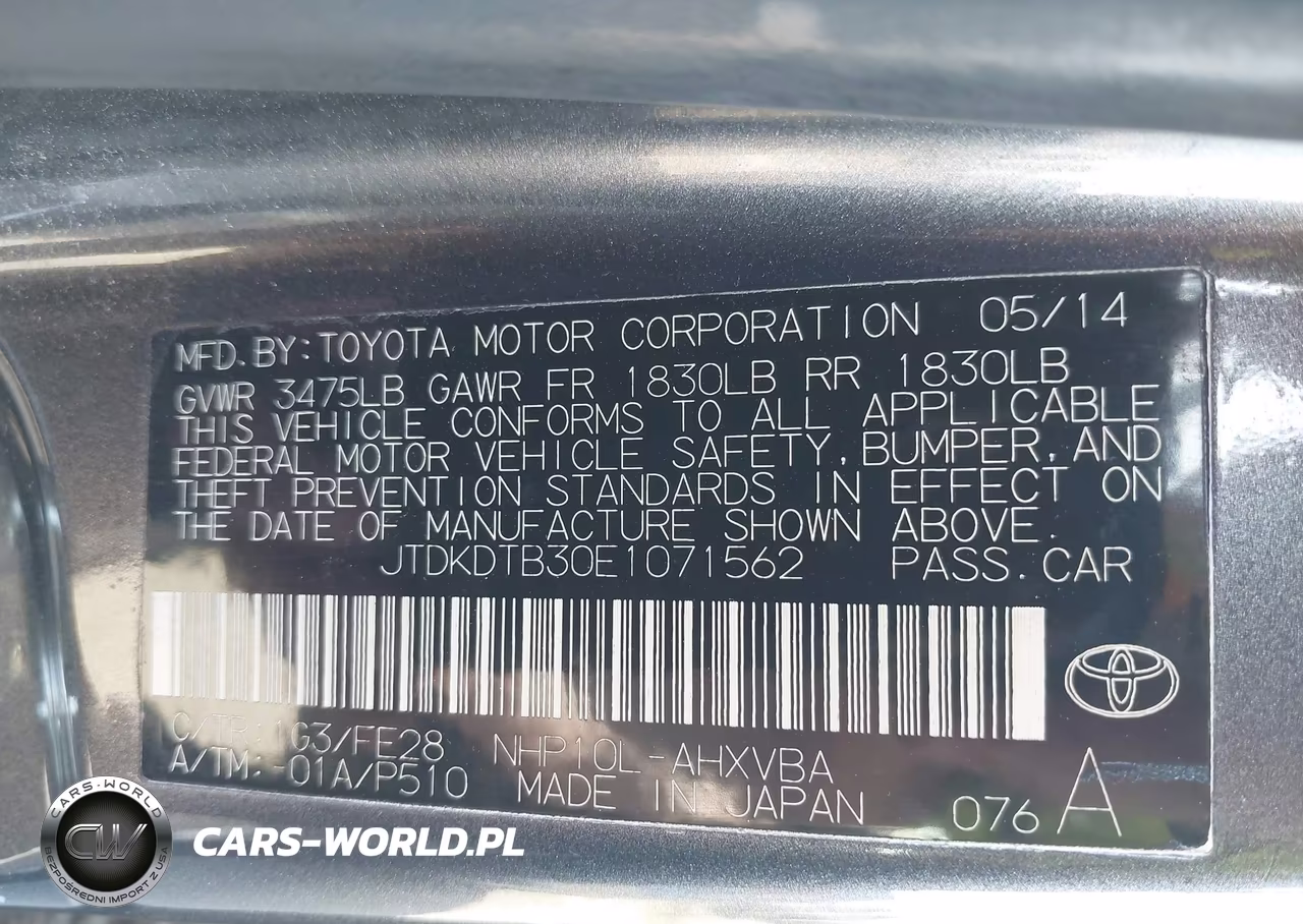 2014 Toyota Prius C One VIN:JTDKDTB30E1071562 - 9