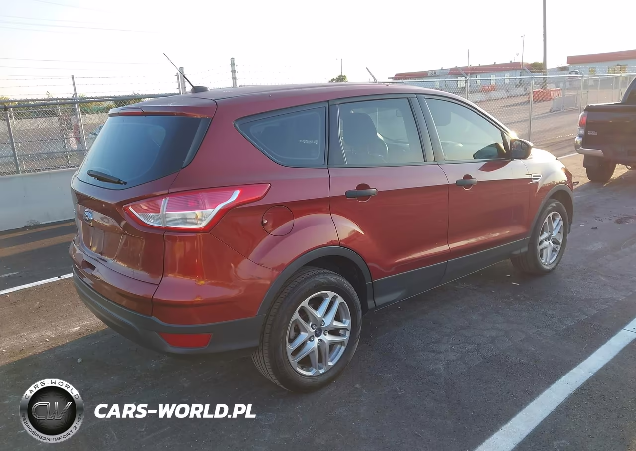 2016 Ford Escape S VIN:1FMCU0F79GUB88876 - 4