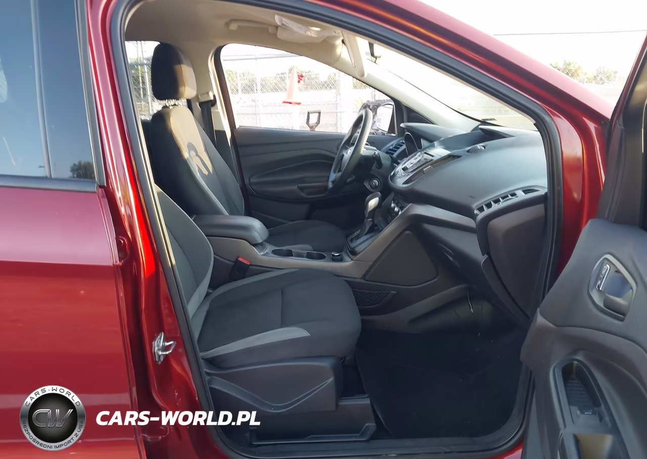 2016 Ford Escape S VIN:1FMCU0F79GUB88876 - 5