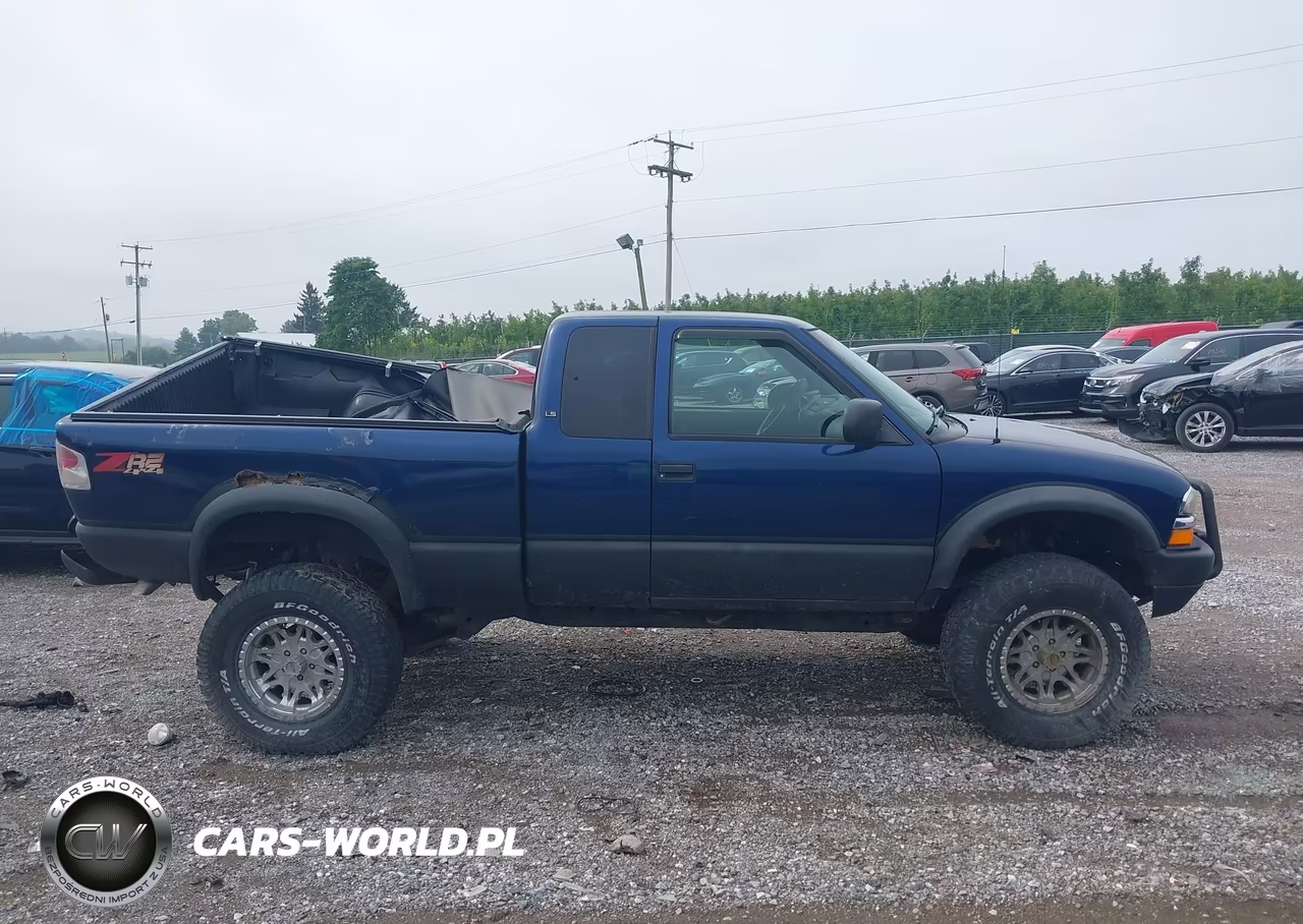 1999 Chevrolet S-10 Ls VIN:1GCCT19WXX8102922 - 13