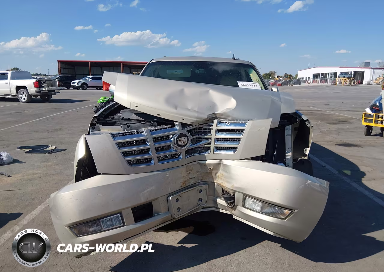 2007 Cadillac Escalade Standard VIN:1GYFK638X7R343410 - 13