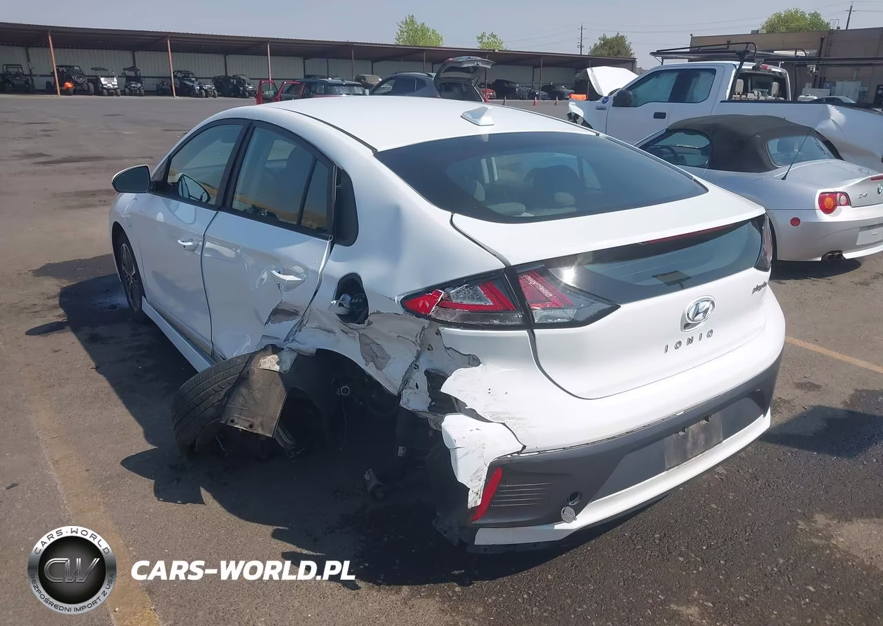 2022 Hyundai Ioniq Plug-In Hybrid Se VIN:KMHC65LDXNU269688 - 3