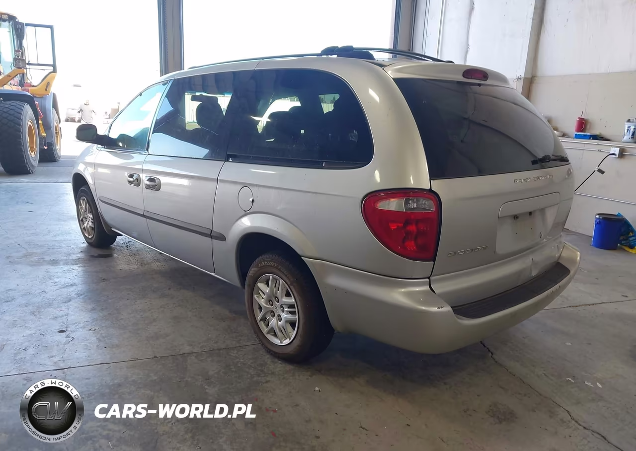 2002 Dodge Grand Caravan Sport VIN:2B4GP44392R768104 - 3