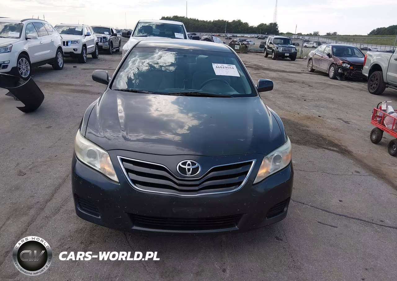 2010 Toyota Camry Le VIN:4T1BF3EKXAU006462 - 13
