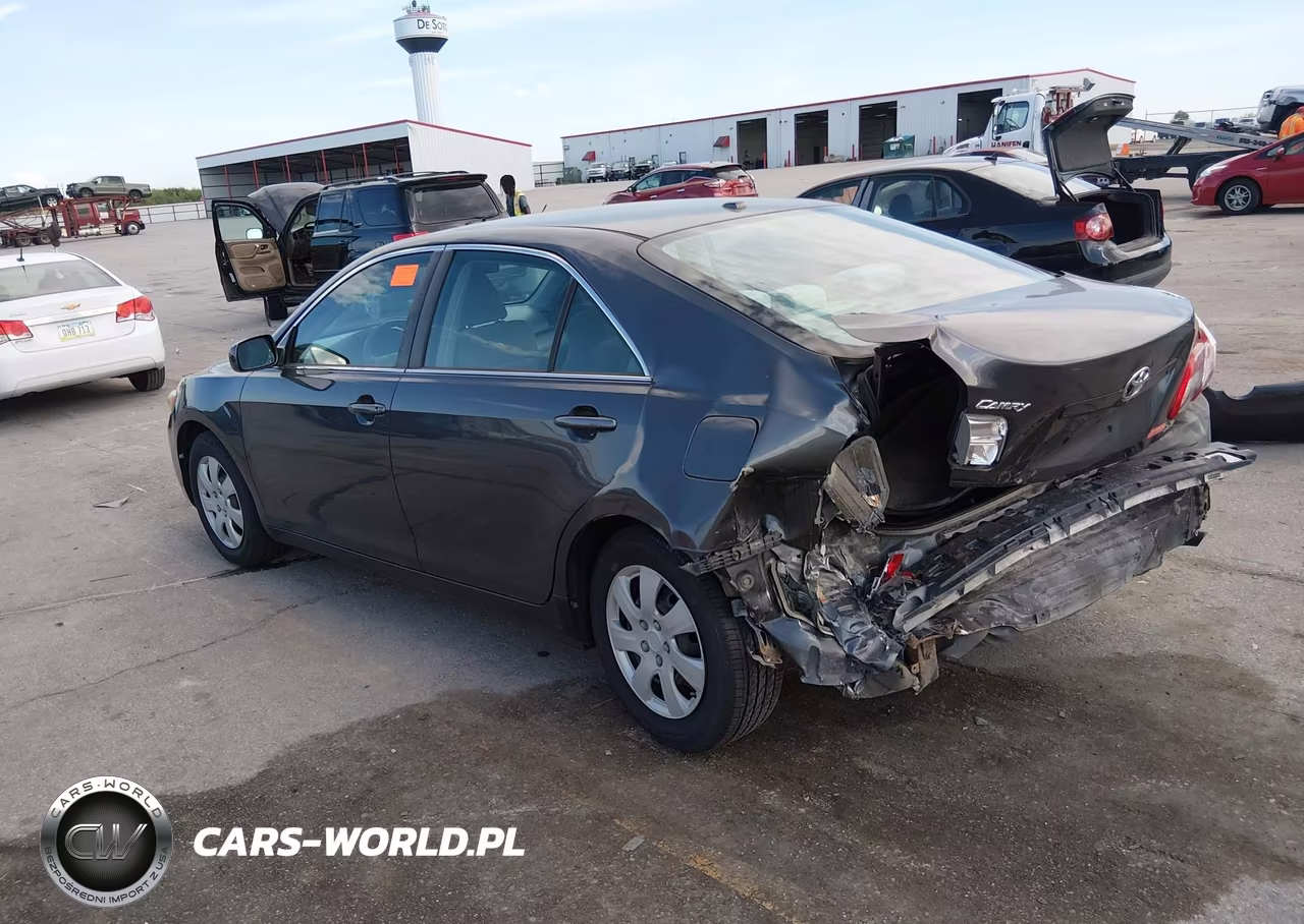 2010 Toyota Camry Le VIN:4T1BF3EKXAU006462 - 3