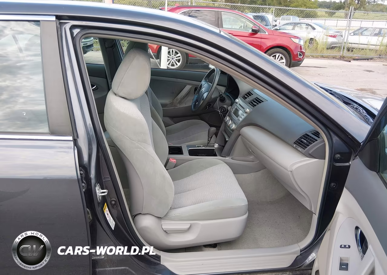 2010 Toyota Camry Le VIN:4T1BF3EKXAU006462 - 5