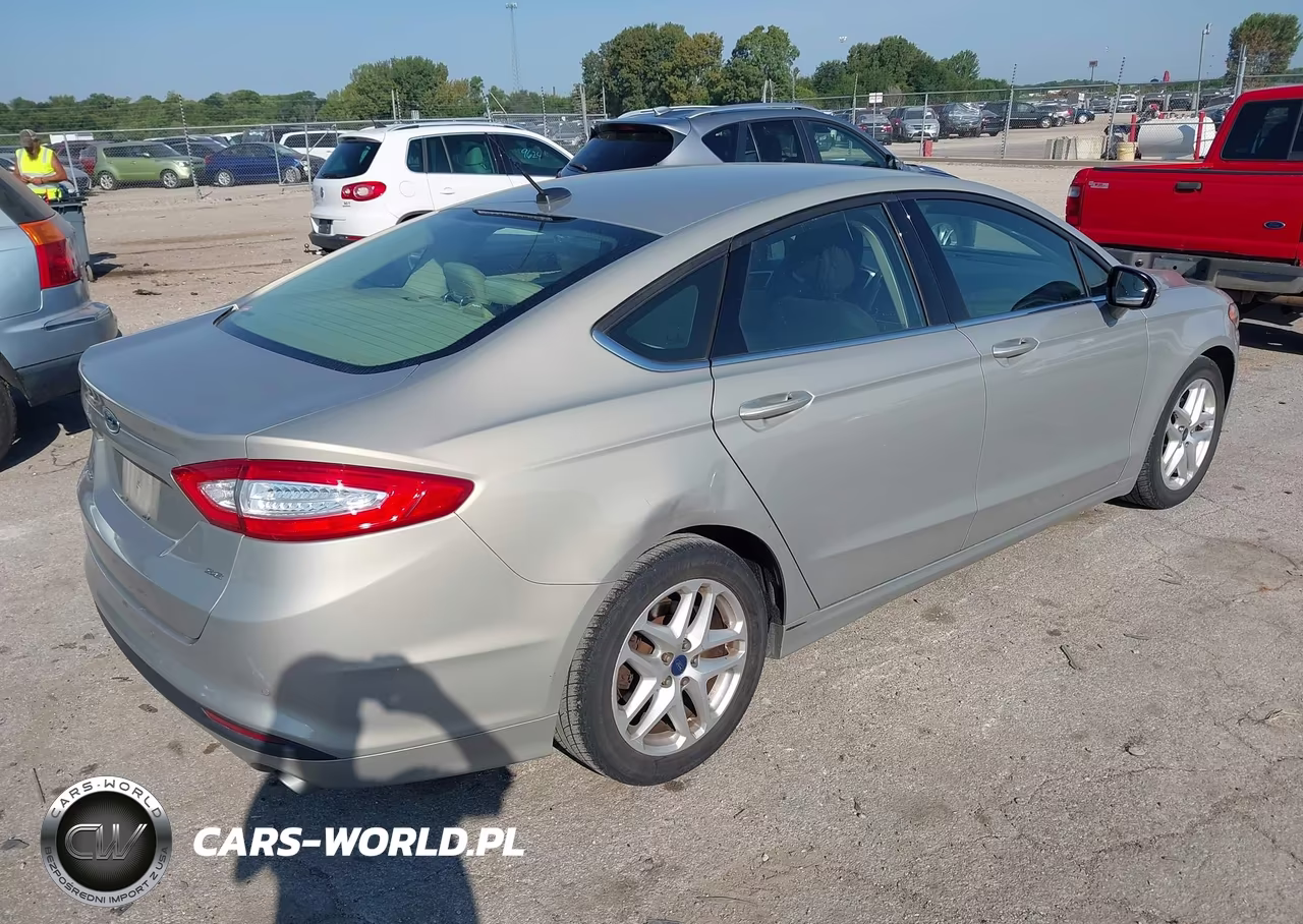 2015 Ford Fusion Se VIN:3FA6P0H71FR205901 - 4