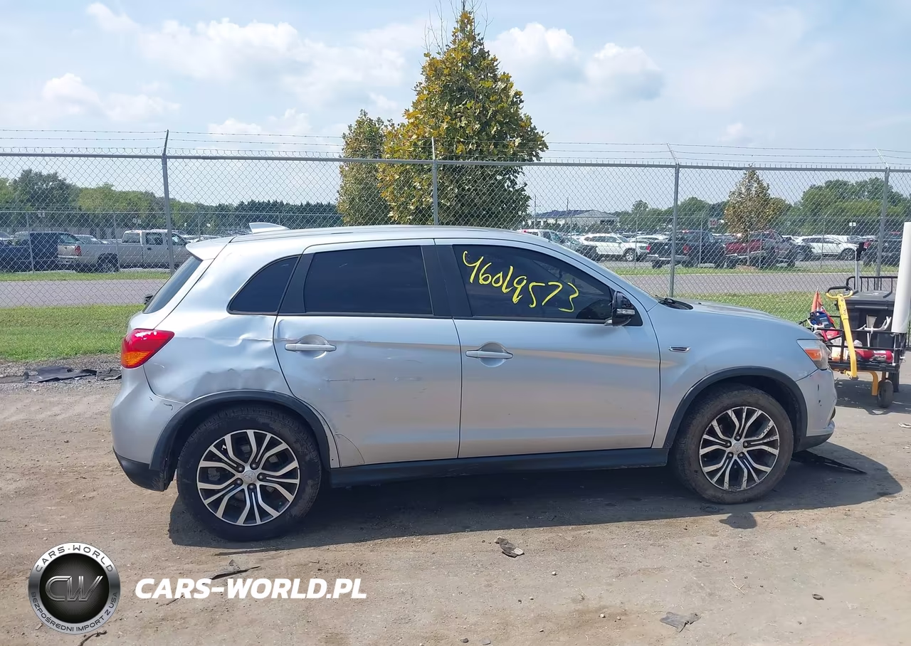 2017 Mitsubishi Outlander Sport 2.0 Le VIN:JA4AP3AU4HZ048167 - 13