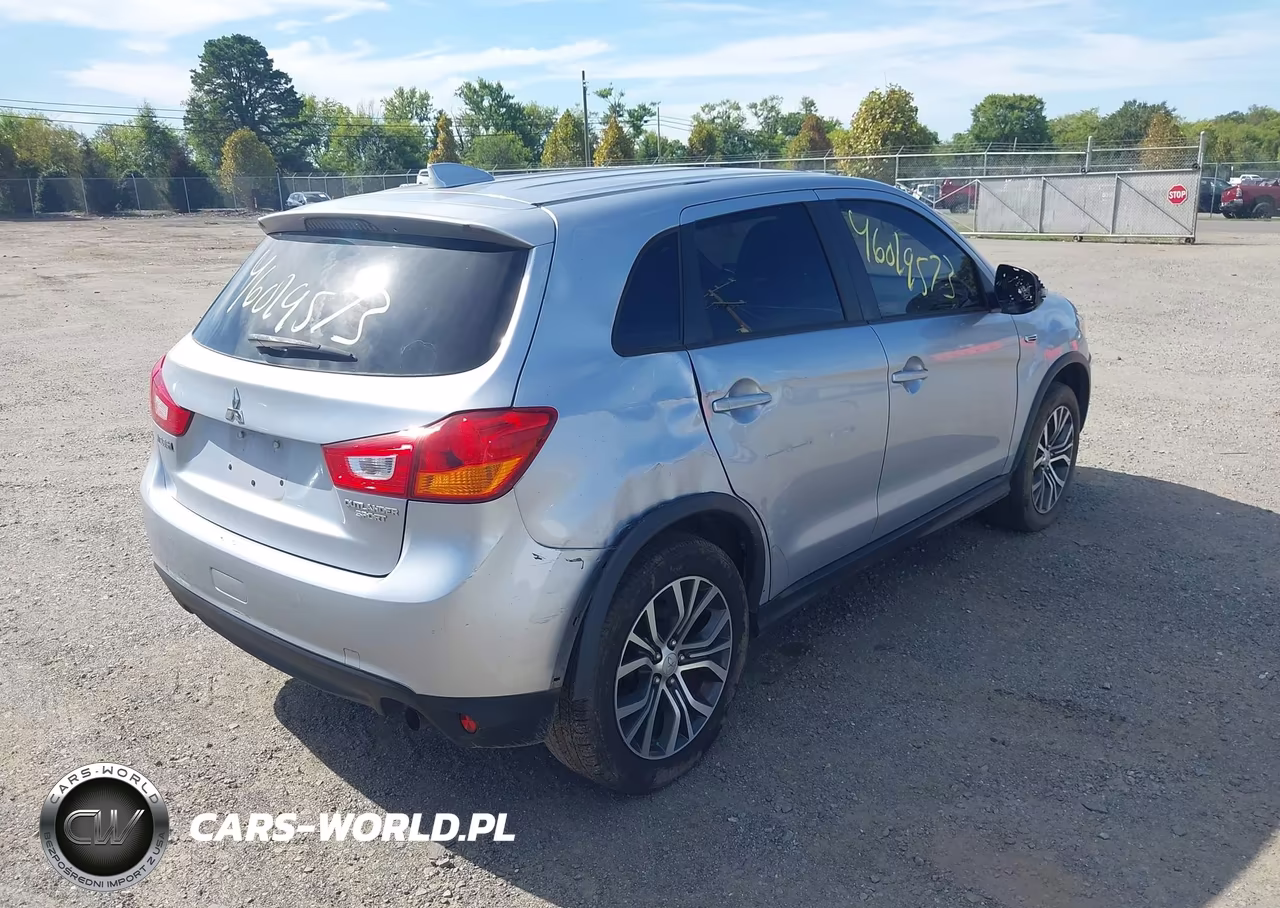 2017 Mitsubishi Outlander Sport 2.0 Le VIN:JA4AP3AU4HZ048167 - 4