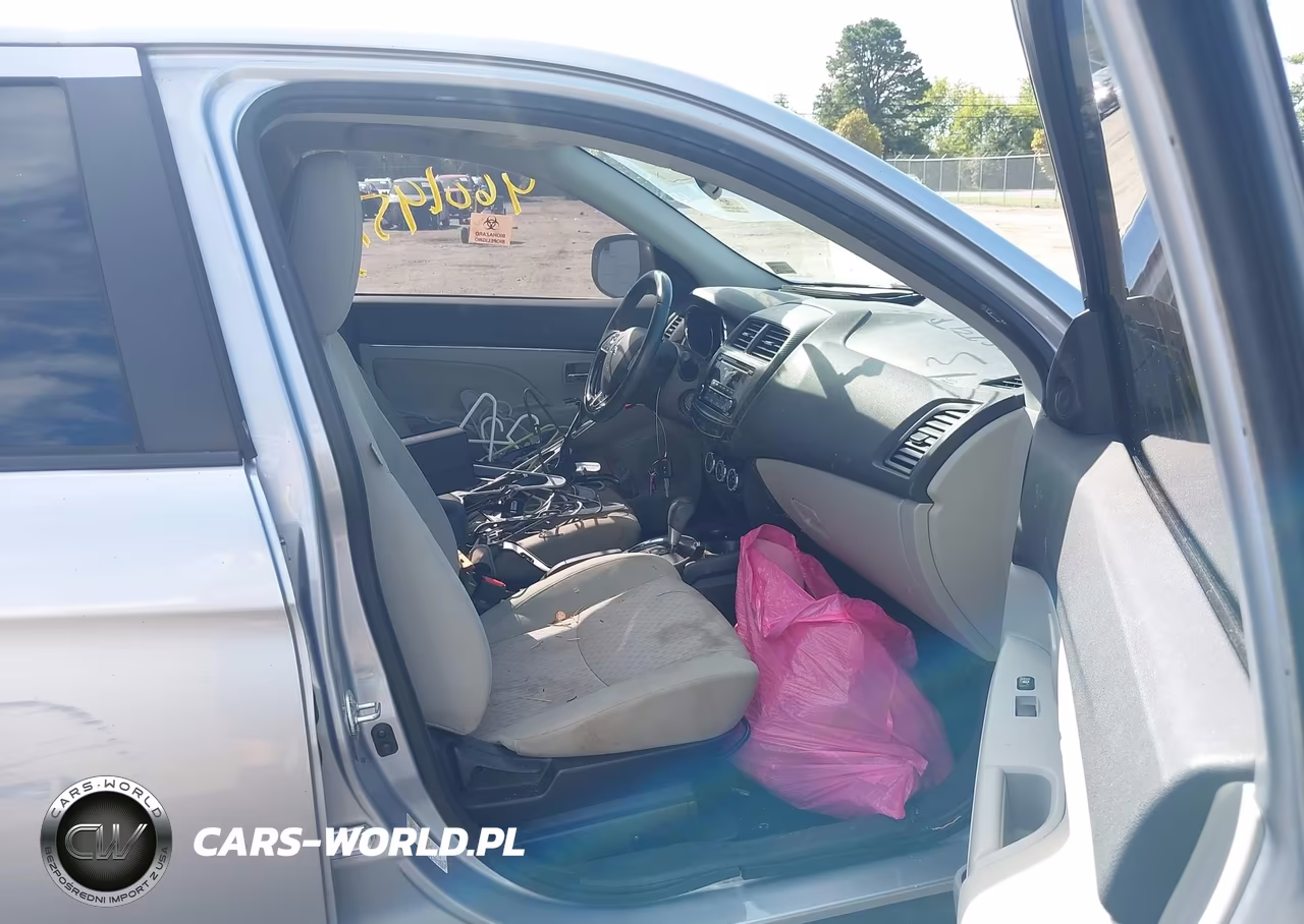 2017 Mitsubishi Outlander Sport 2.0 Le VIN:JA4AP3AU4HZ048167 - 5