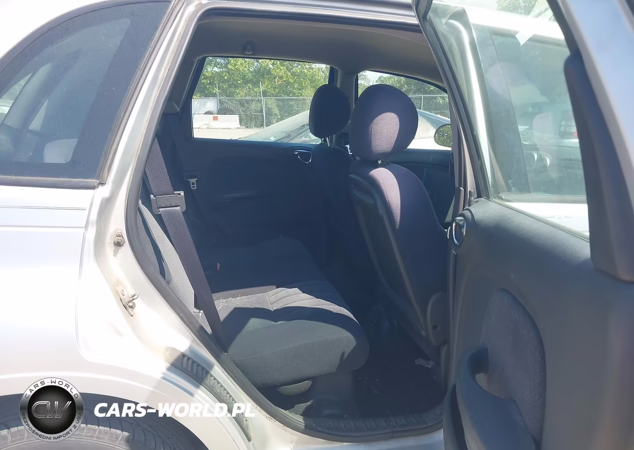 2004 Chrysler Pt Cruiser VIN:3C4FY48B14T355672 - 7
