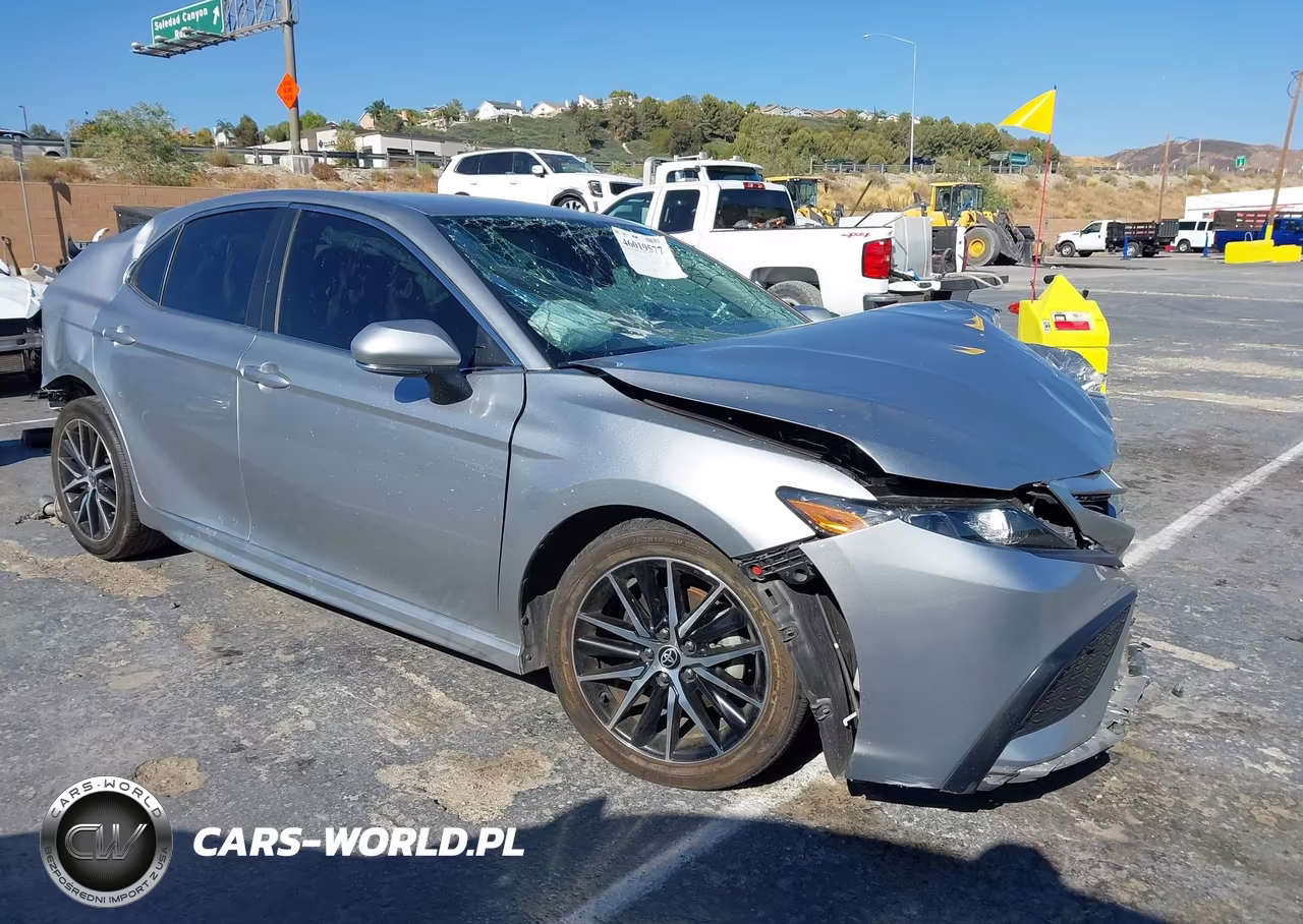 2023 Toyota Camry Se – zdjęcie 1 z 16