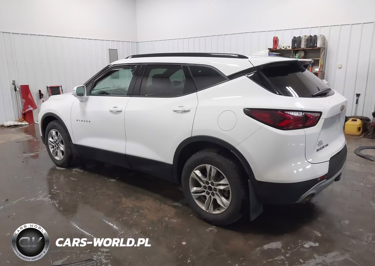 2020 Chevrolet Blazer Awd 2Lt VIN:3GNKBHRS8LS606155 - 3