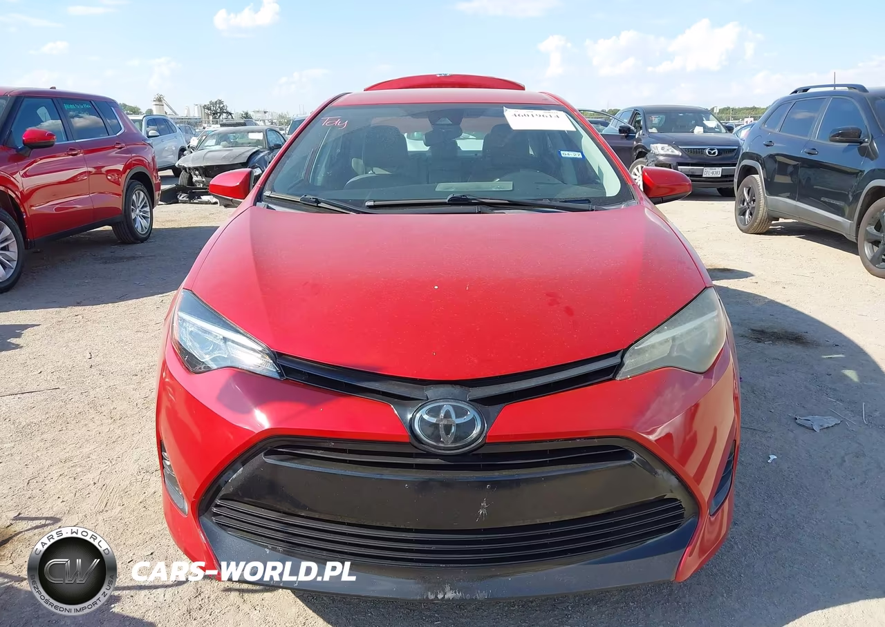 2017 Toyota Corolla Le VIN:5YFBURHE1HP639622 - 12
