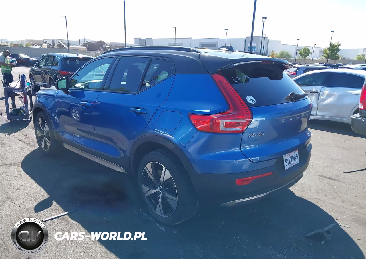 2021 Volvo Xc40 Recharge Pure Electric P8 VIN:YV4ED3UR4M2571065 - 3