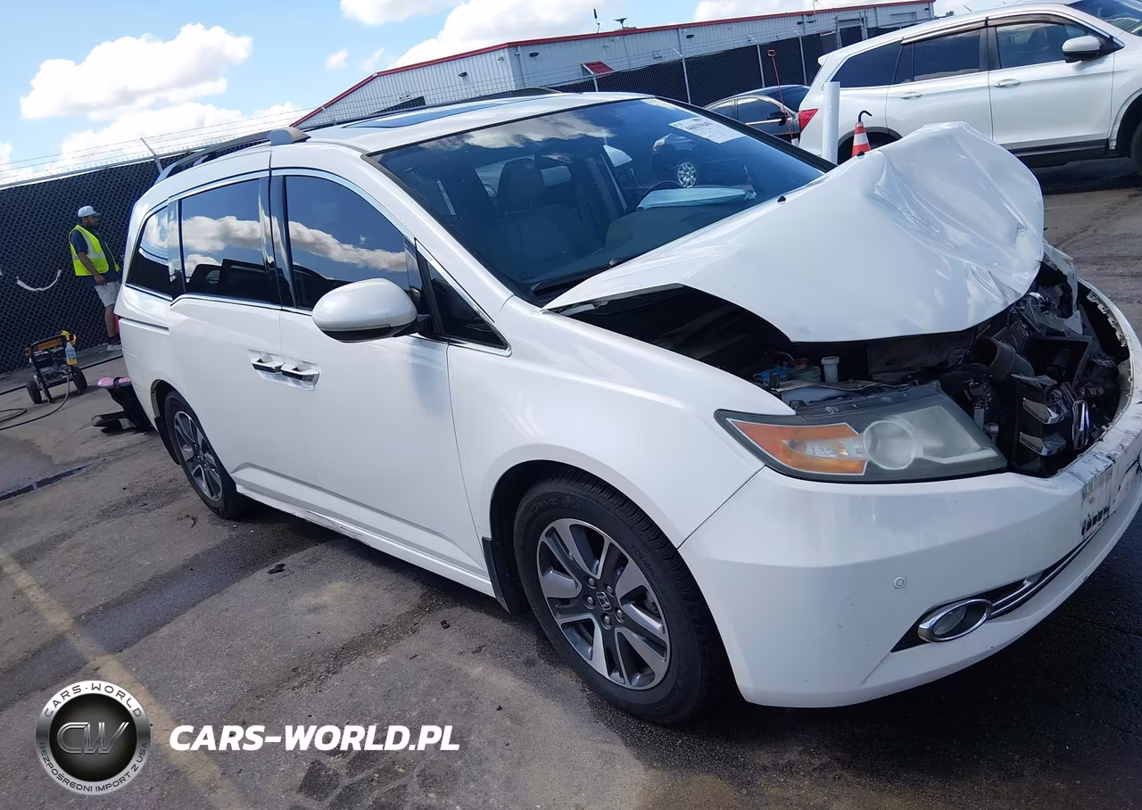 2015 Honda Odyssey Touring-Touring Elite