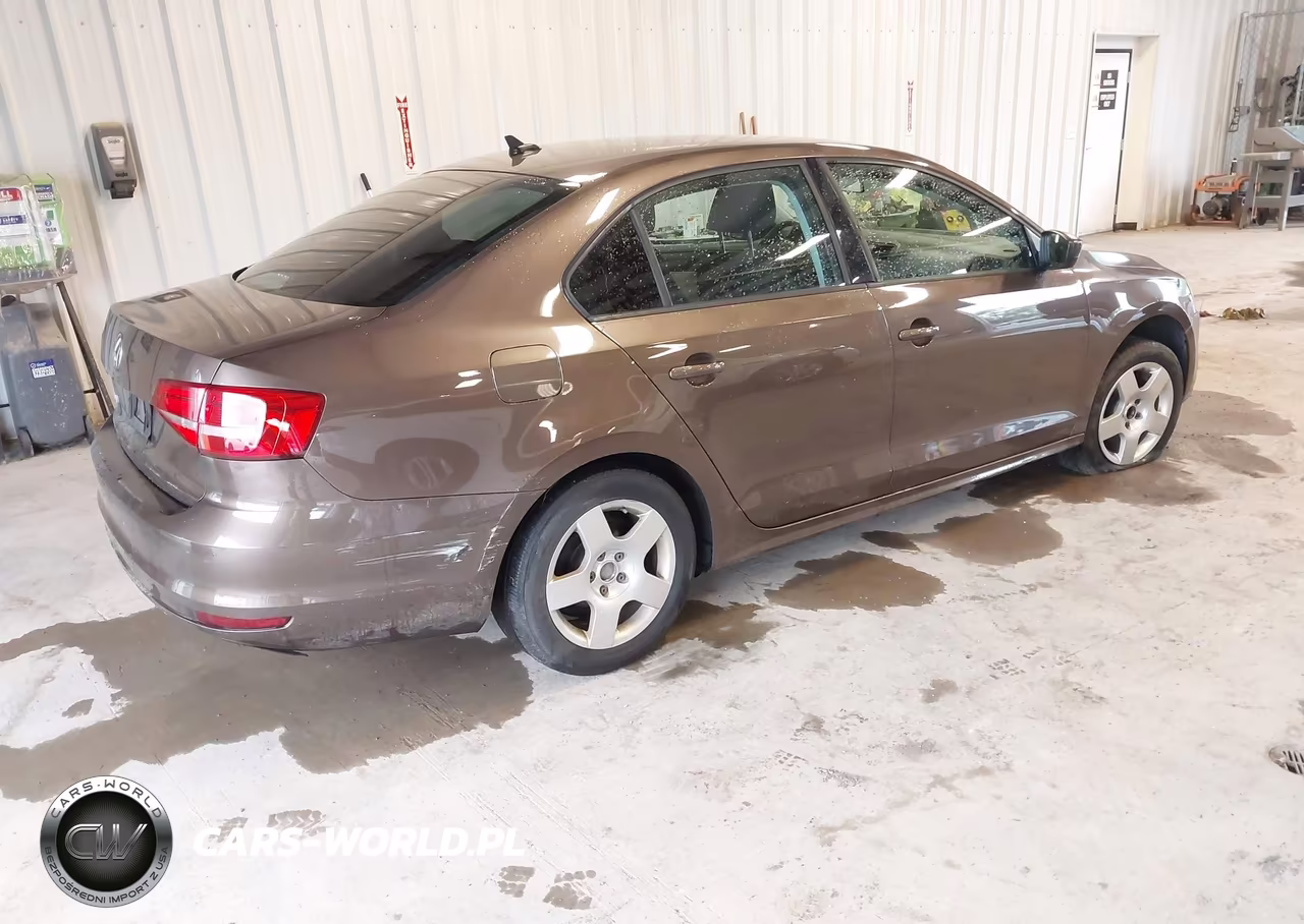 2015 Volkswagen Jetta 2.0L S VIN:3VW2K7AJ4FM243929 - 4