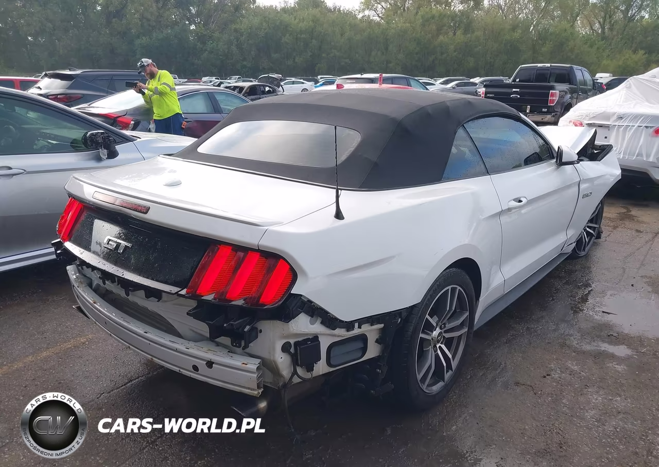 2016 Ford Mustang Gt Premium VIN:1FATP8FF9G5277946 - 4