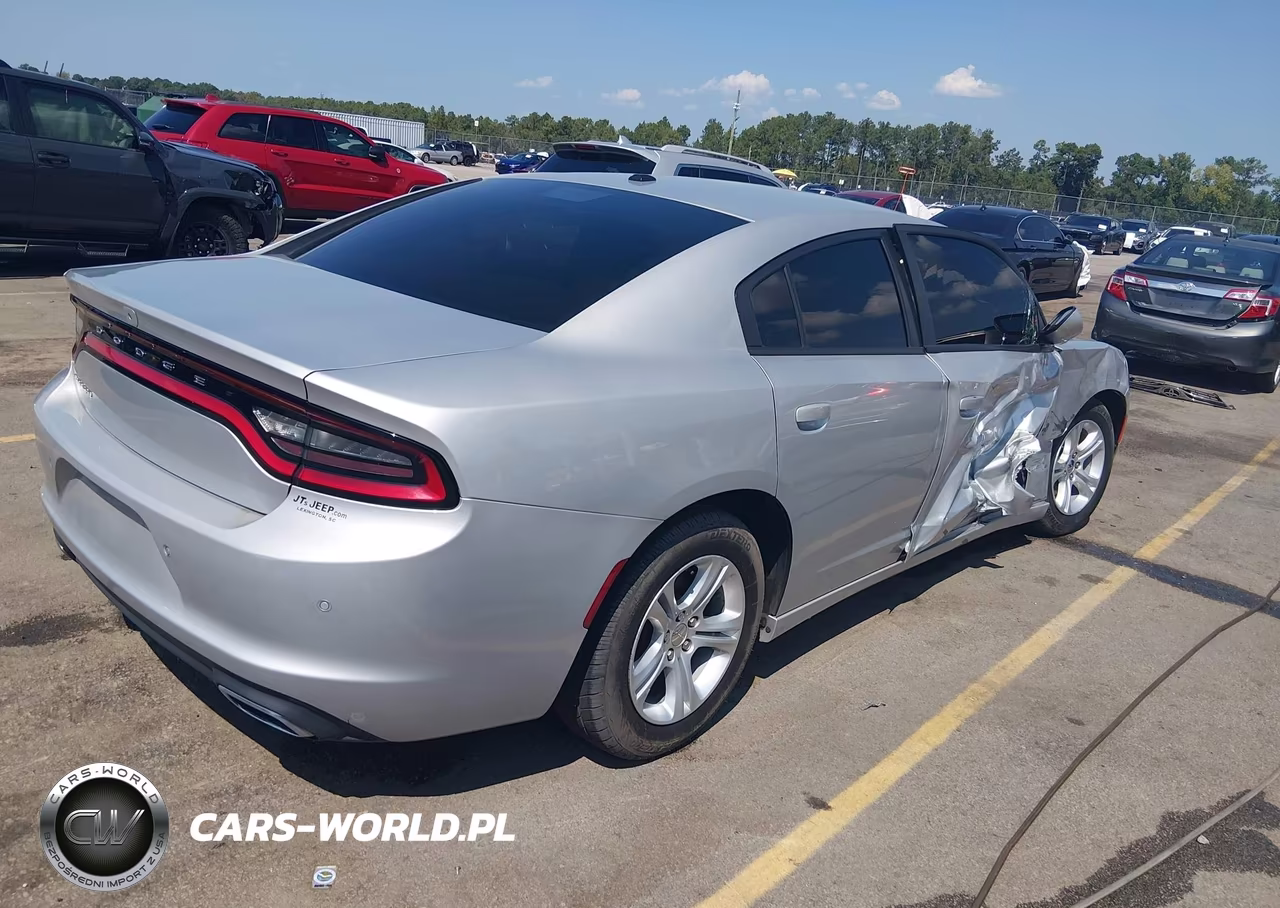2022 Dodge Charger Sxt Rwd VIN:2C3CDXBG2NH258533 - 4