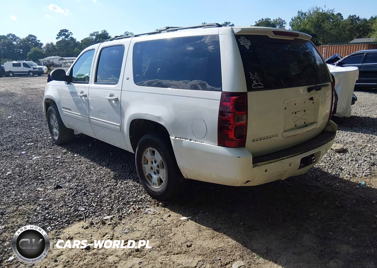 2013 Chevrolet Suburban 1500 Lt VIN:1GNSCJE04DR246847 - 3