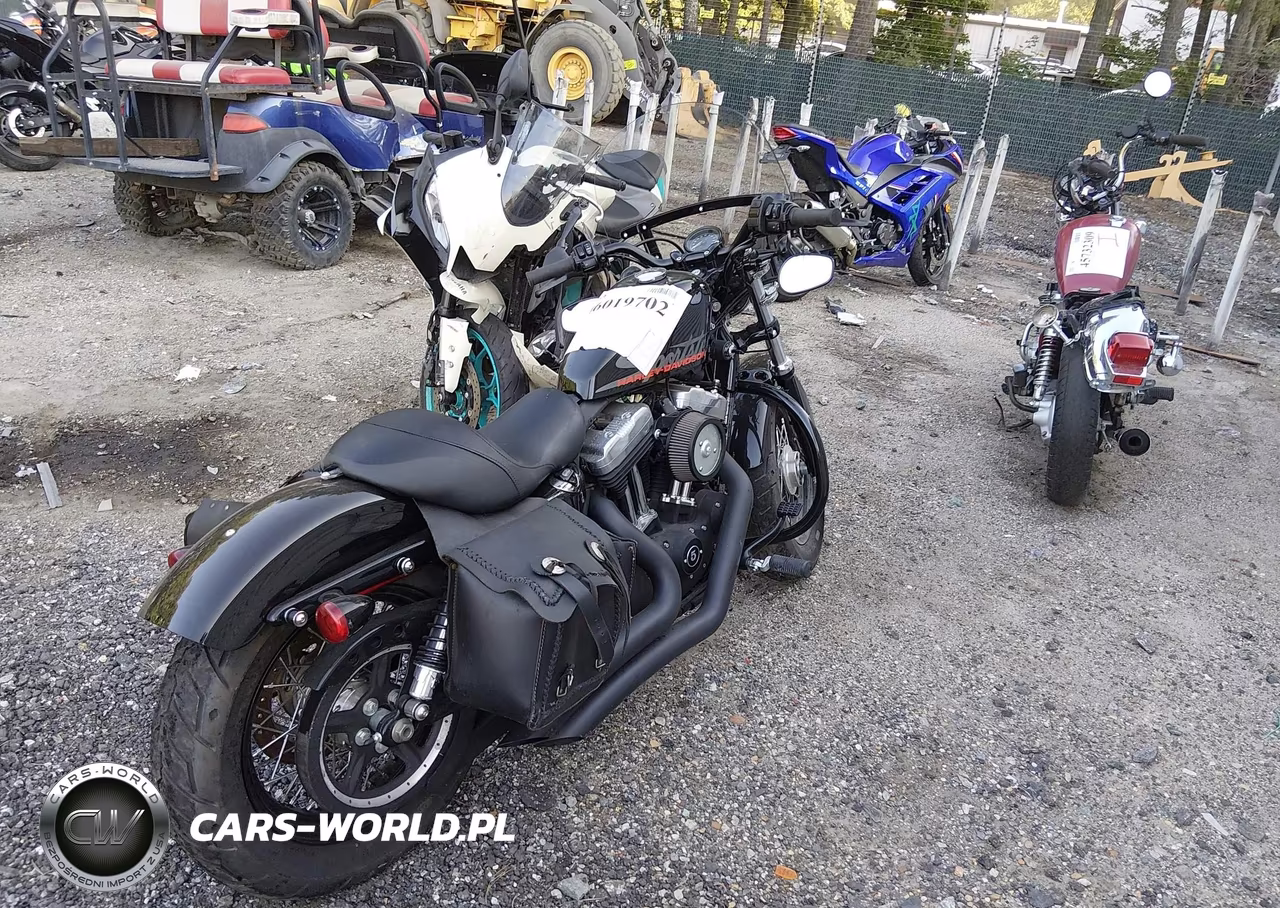 2011 Harley-Davidson Xl1200 X VIN:1HD1LC315BC439714 - 4