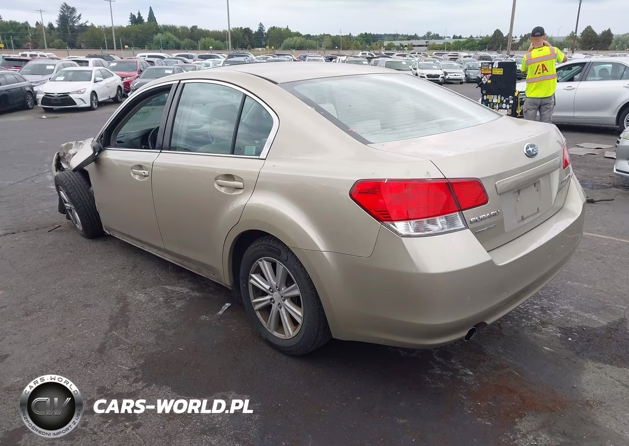 2010 Subaru Legacy 2.5I Premium VIN:4S3BMBG68A3215709 - 3