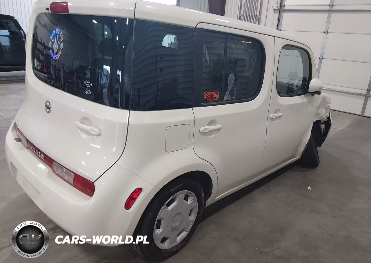2011 Nissan Cube 1.8S VIN:JN8AZ2KR9BT208952 - 4