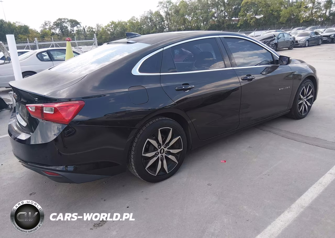 2016 Chevrolet Malibu 1Lt VIN:1G1ZE5ST3GF232296 - 4