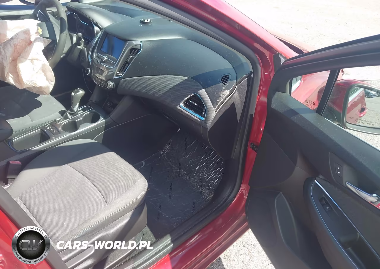2019 Chevrolet Cruze Lt VIN:1G1BE5SM5K7116739 - 5