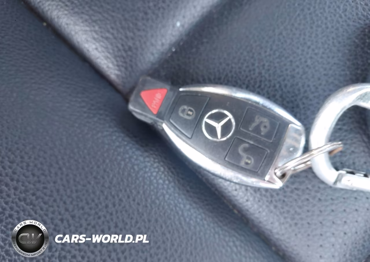 2012 Mercedes-Benz C 300 Luxury 4Matic-Sport 4Matic VIN:WDDGF8BB2CR192523 - 11