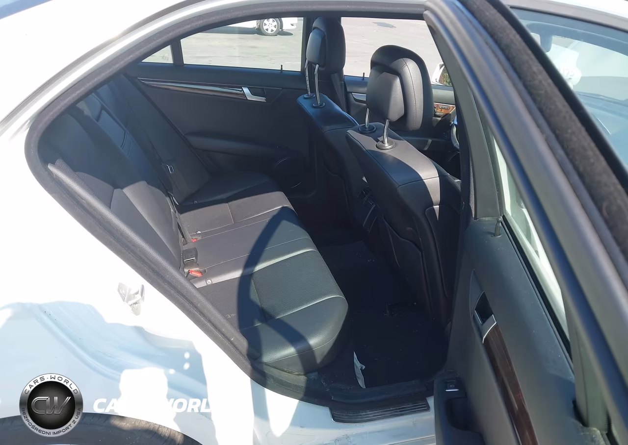 2012 Mercedes-Benz C 300 Luxury 4Matic-Sport 4Matic VIN:WDDGF8BB2CR192523 - 8