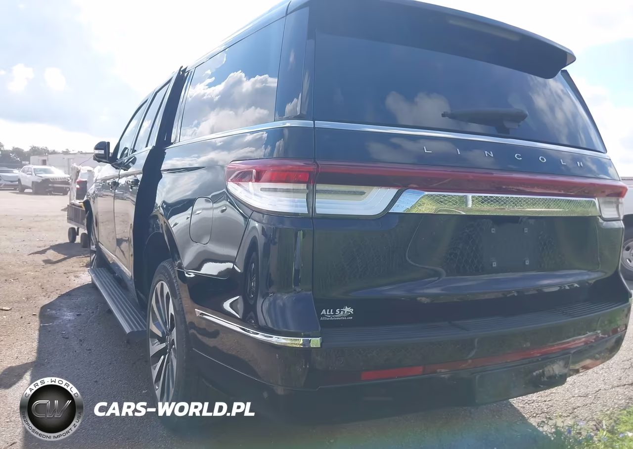 2024 Lincoln Navigator Reserve L VIN:5LMJJ3LG8REL01927 - 3