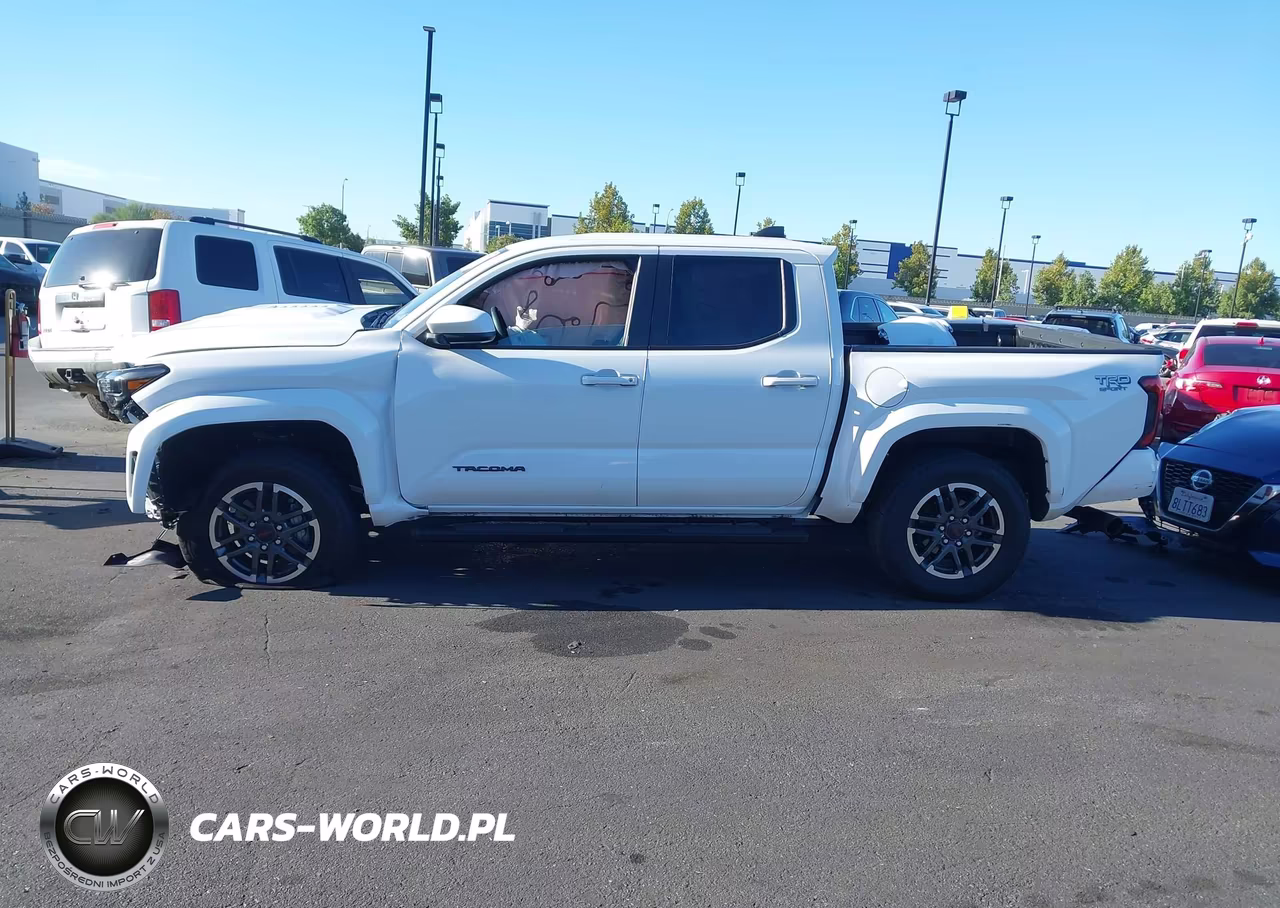 2025 Toyota Tacoma Trd Sport VIN:3TMKB5FN0SM026326 - 15