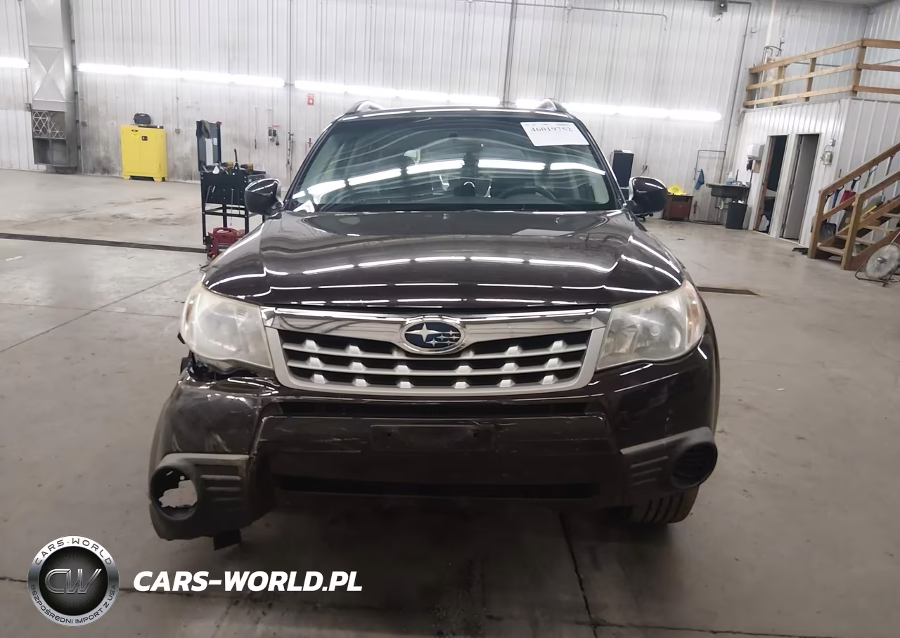 2013 Subaru Forester 2.5X Premium VIN:JF2SHADC8DH437197 - 13