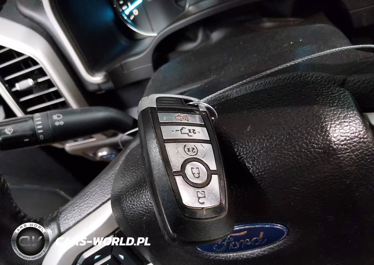 2018 Ford F-150 Lariat VIN:1FTEW1EP6JFA00826 - 11