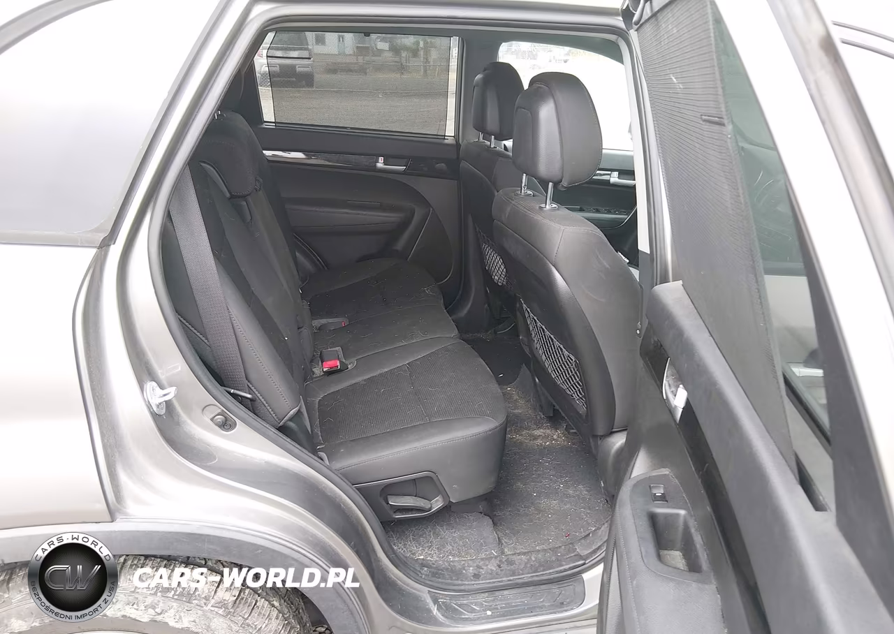 2015 Kia Sorento Lx VIN:5XYKTCA68FG600045 - 8