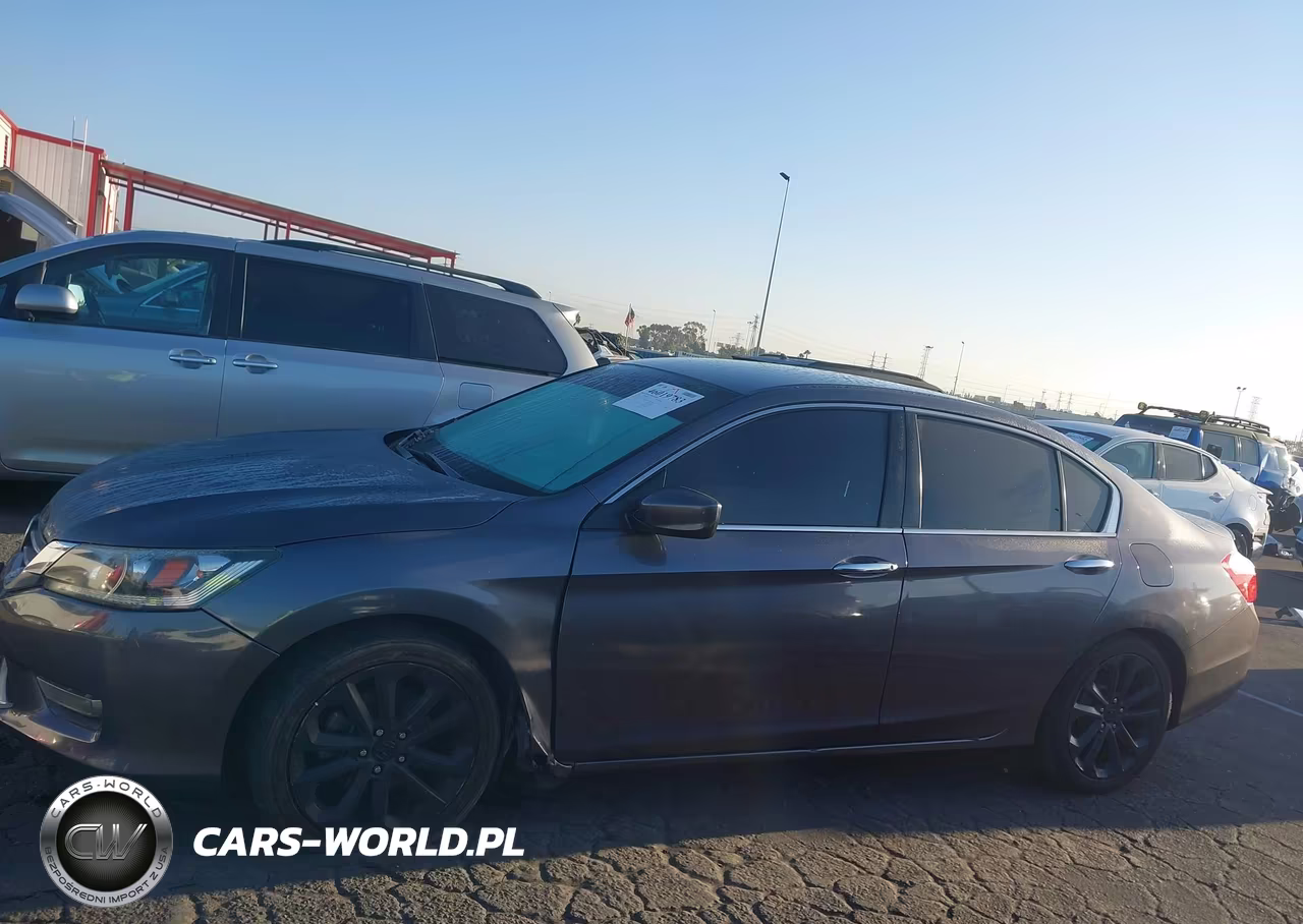 2013 Honda Accord Sport VIN:1HGCR2F57DA251682 - 14