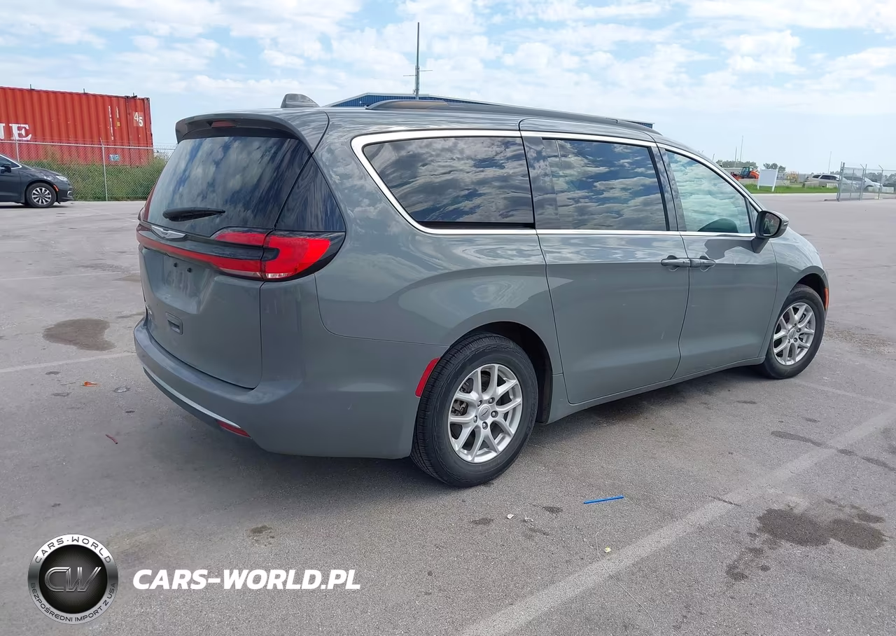 2022 Chrysler Pacifica Touring L VIN:2C4RC1BG2NR188189 - 4