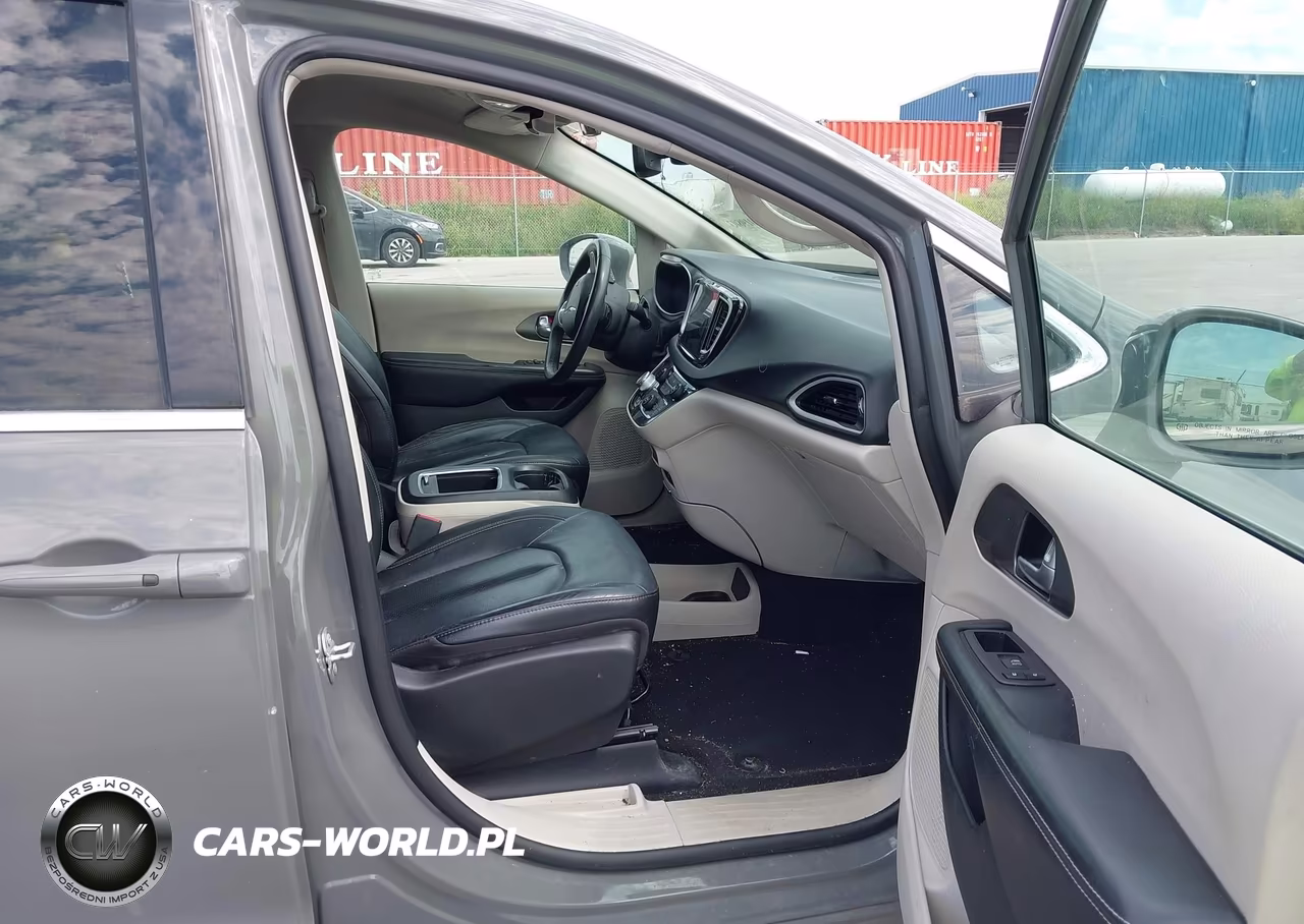 2022 Chrysler Pacifica Touring L VIN:2C4RC1BG2NR188189 - 5