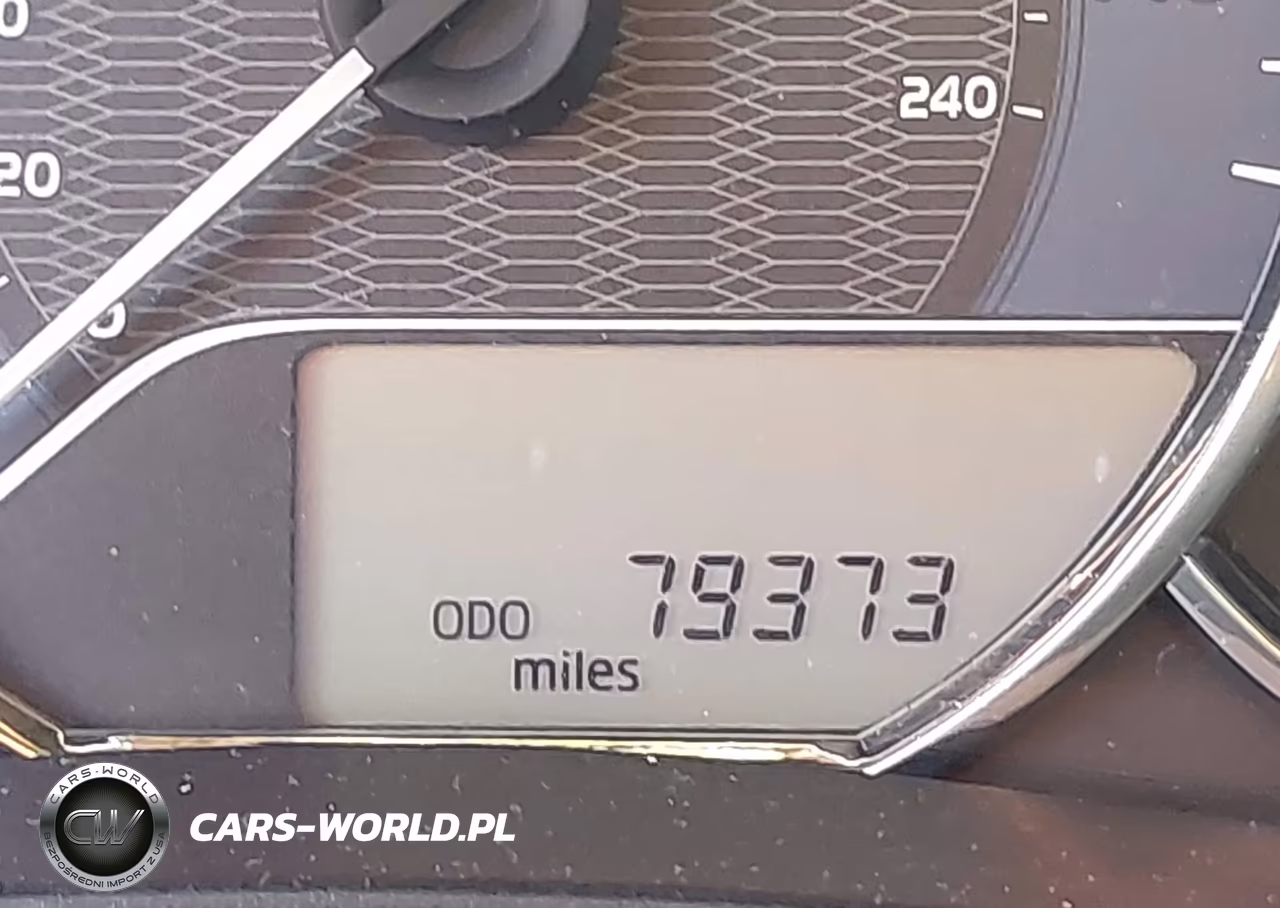 2015 Toyota Corolla Le VIN:2T1BURHE2FC229750 - 15