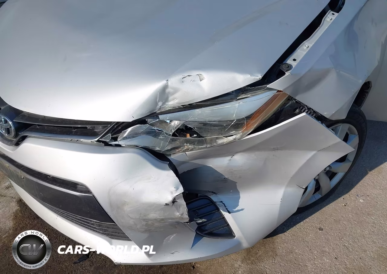 2015 Toyota Corolla Le VIN:2T1BURHE2FC229750 - 6